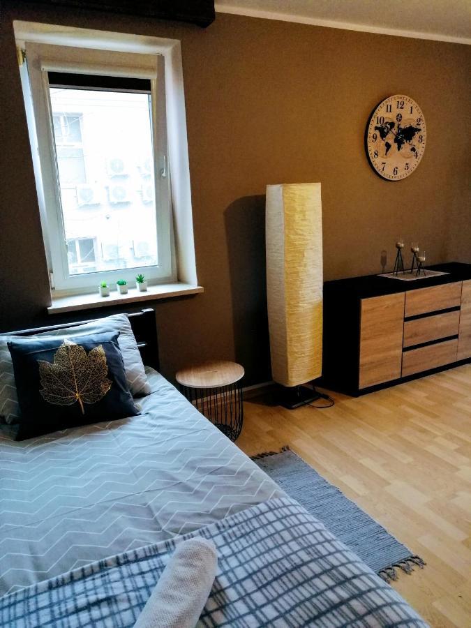 Przyjemna Miejscowka Apartment Gorzow Wielkopolski Bagian luar foto